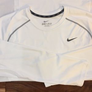 Men’s Nike long sleeve shirt